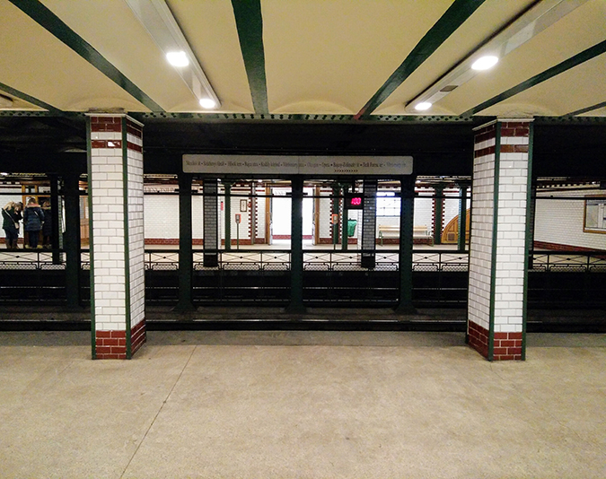 WłóczykijAda. Budapeszt. Pierwsza linia metra.
